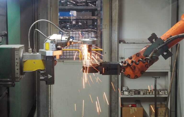 The scope of services increasingly extends beyond the machine itself.